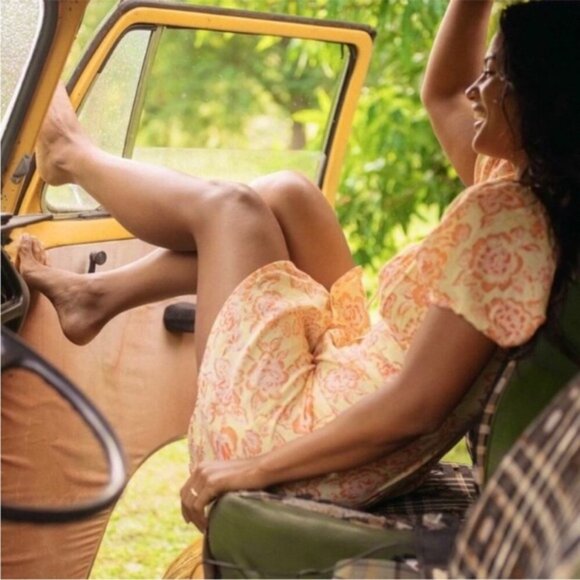 Billabong x Wrangler | Far Away Puff Sleeve Dress Yellow Floral Print New Small - Picture 3 of 8